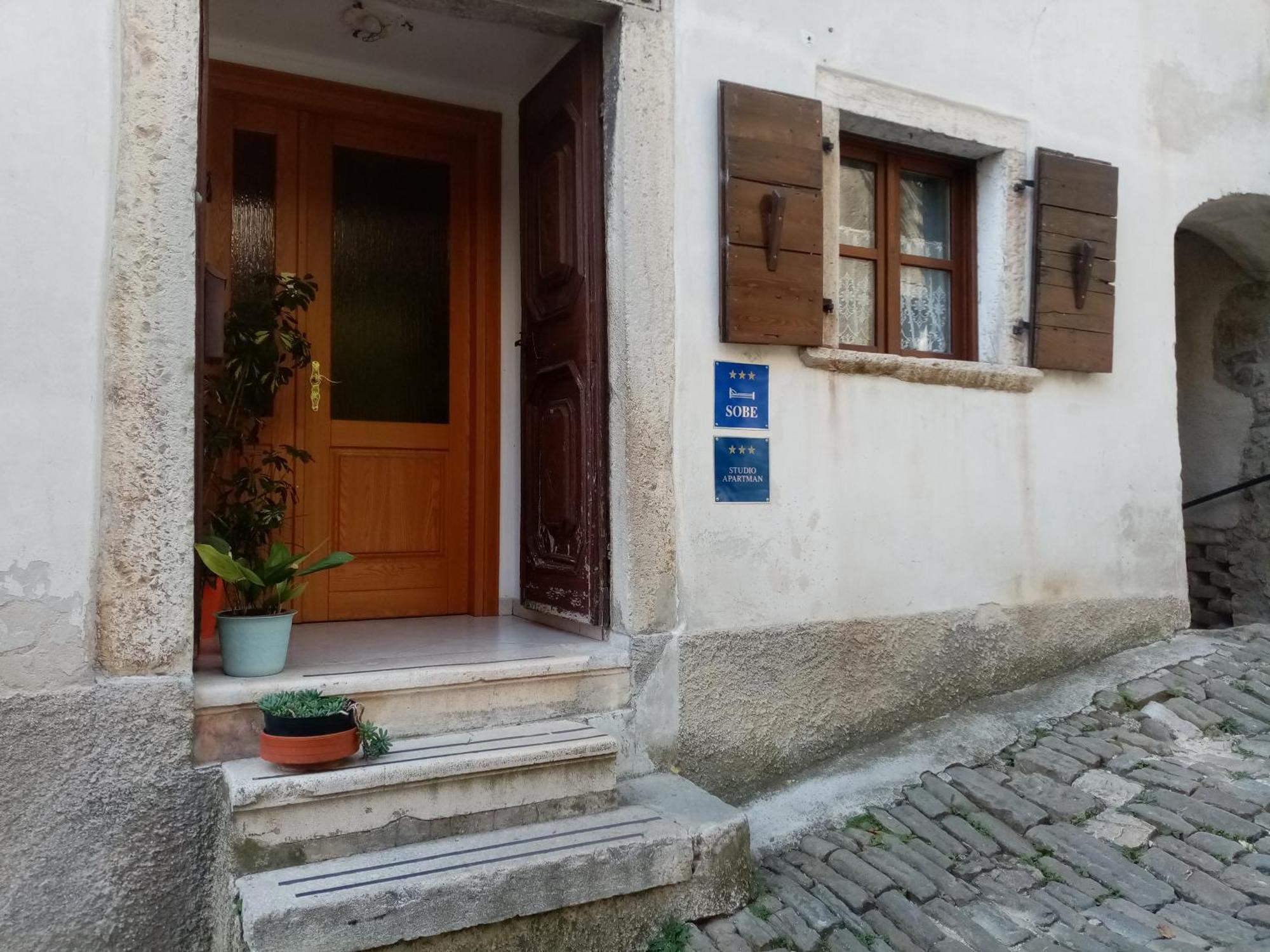Rooms Serafin Motovun Exterior photo